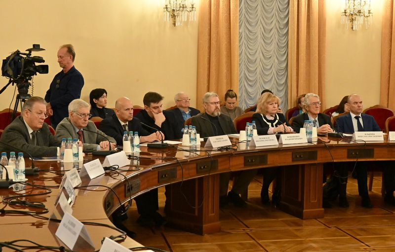 Участие в круглом столе по нормативному регулированию аэрокосмической энергетики